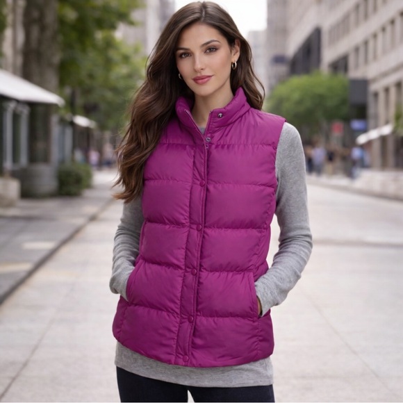 J.Crew Jackets & Blazers - J.Crew Down Puffer Vest Purple /Magenta Size M Pre owned
